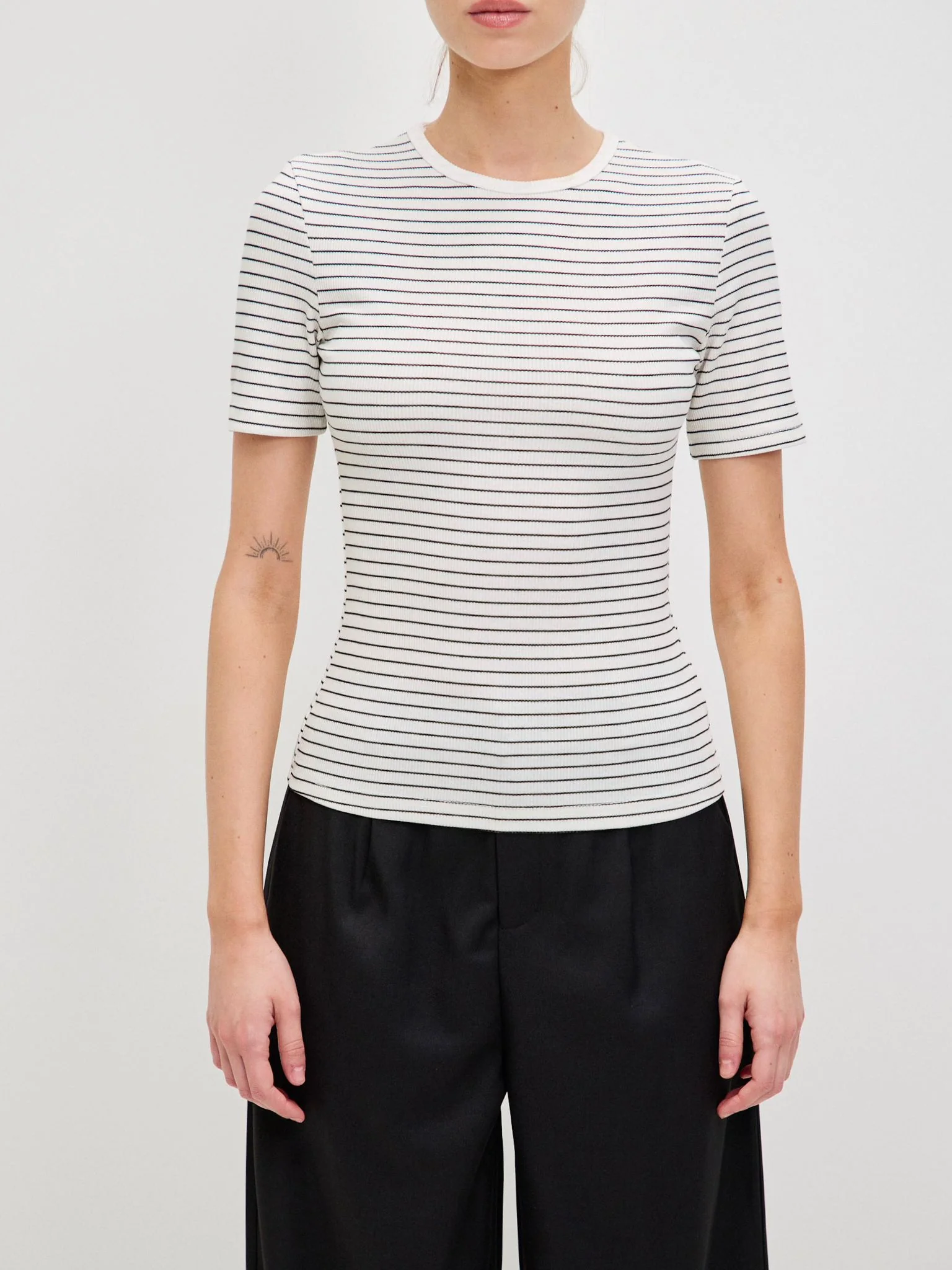תמונה ממוזערת 15